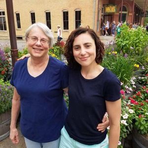 Meet your Posher, Lori
